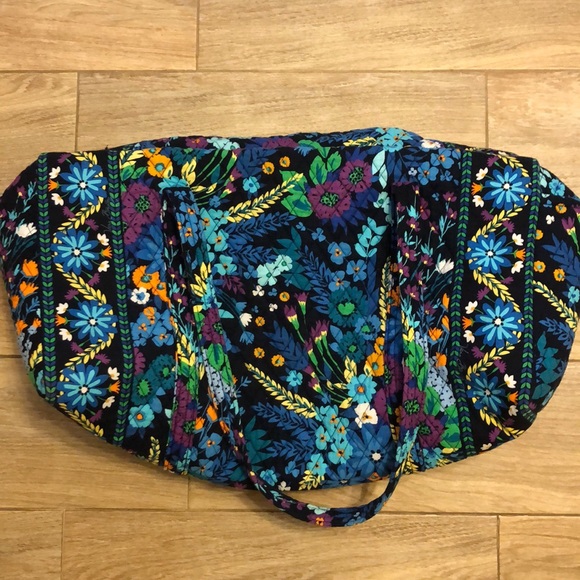 Vera Bradley Handbags - Vera Bradley Duffle Bag